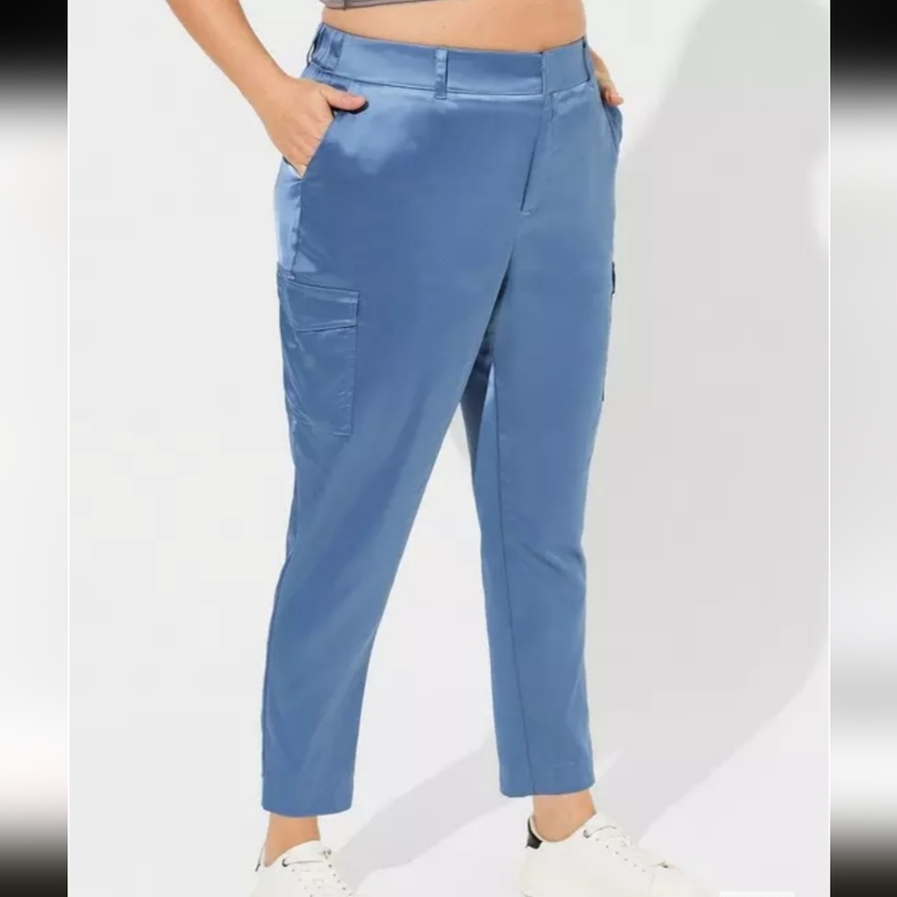 Torrid Relaxed Taper Satin Cargo Pant Blue Horizon NWT Size 18